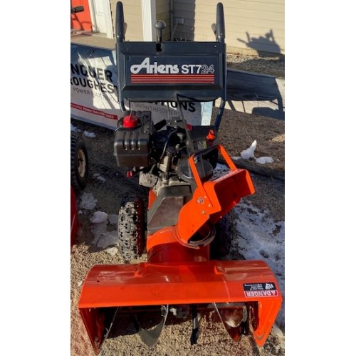 Ariens ST724 and Toro 724